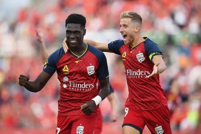 官宣：疆粤交易正式达成 周琦赵睿完成CBA注册